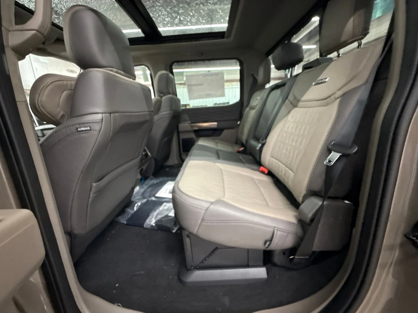 New 2026 Gray Ford Platinum image 23