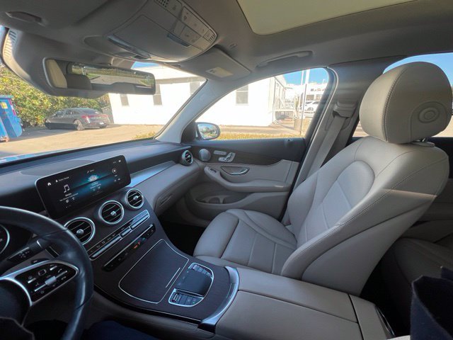 Used 2020 Polar White Mercedes-Benz GLC 300 image 15