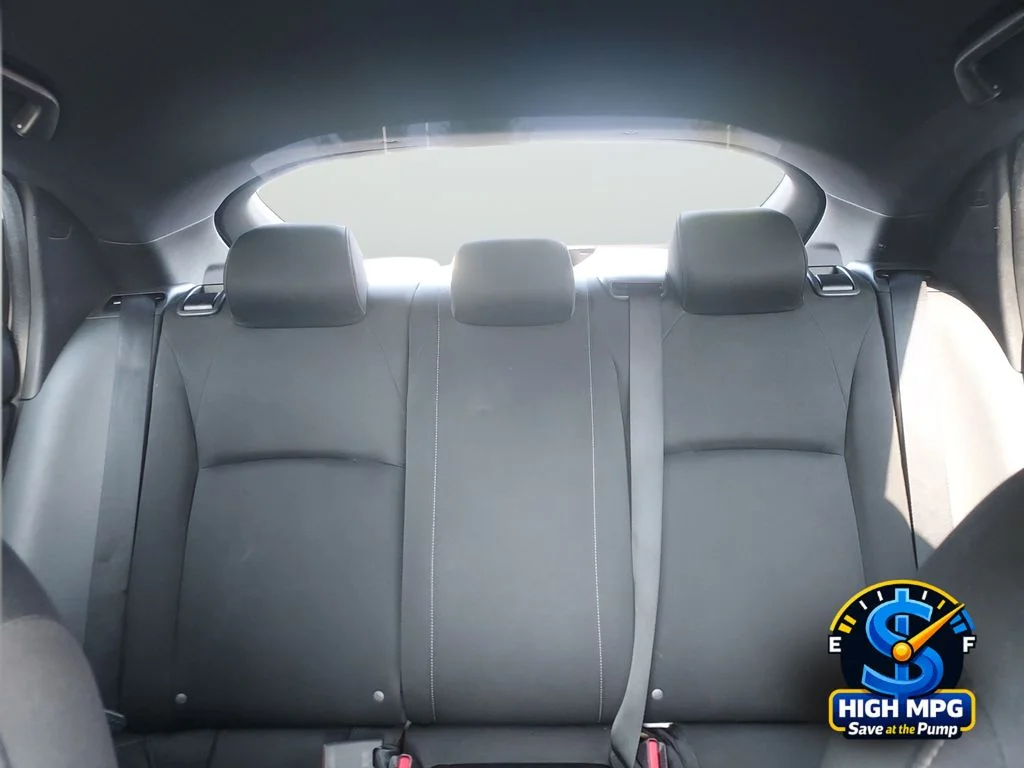 Used 2018 White Honda LX image 32