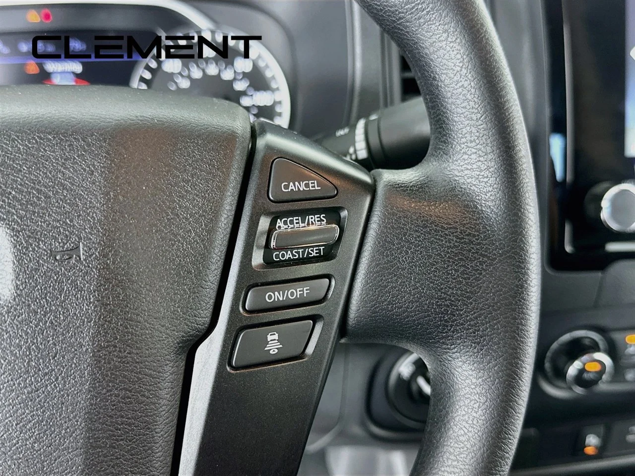 Certified Used 2022 Glacier White Nissan S image 17