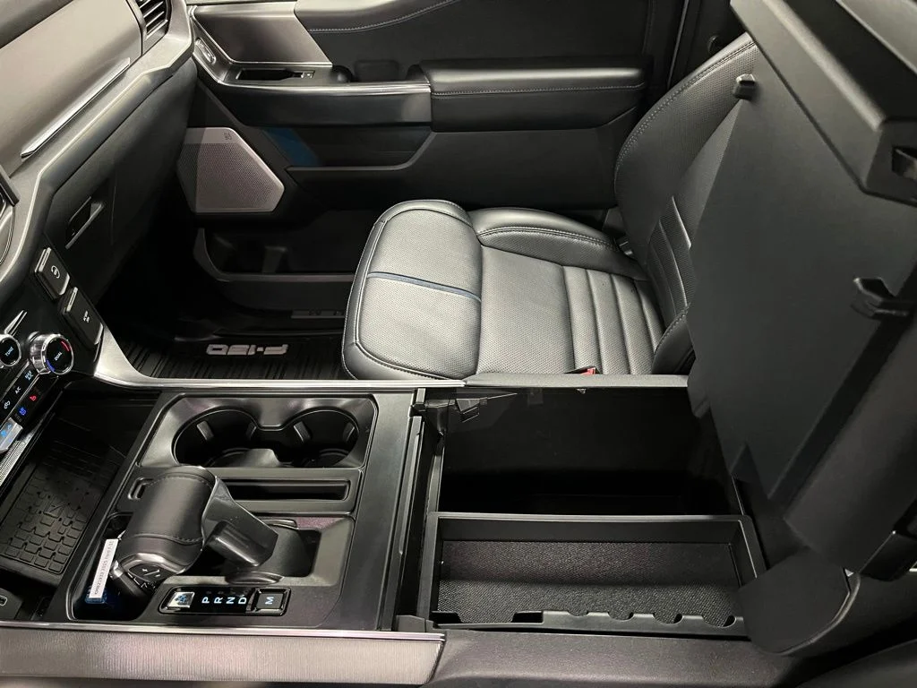 Used 2025 Gray Ford Platinum image 39