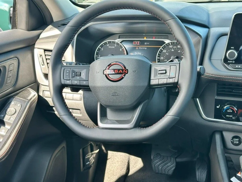 New 2026 Everest White Pearl TriCoat Nissan Rock Creek® image 6