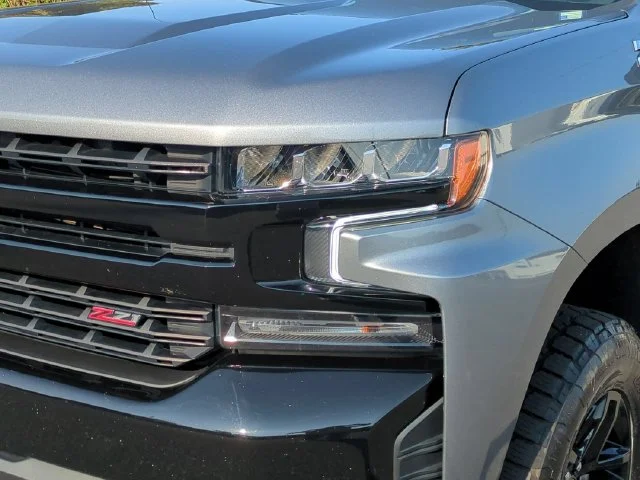 Used 2021 Gray Chevrolet LT Trail Boss image 9