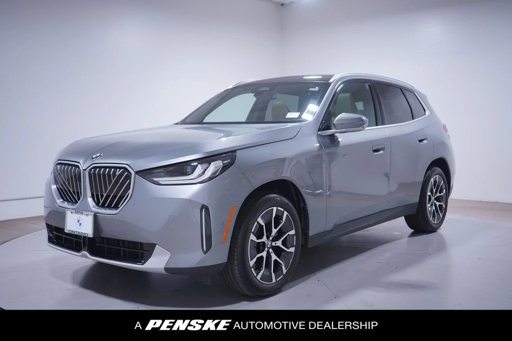 2025 BMW X3 30 XDRIVE's photo