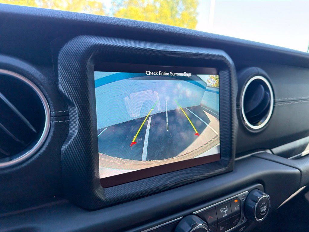 2021 Jeep Wrangler Unlimited Sahara - Photo 29