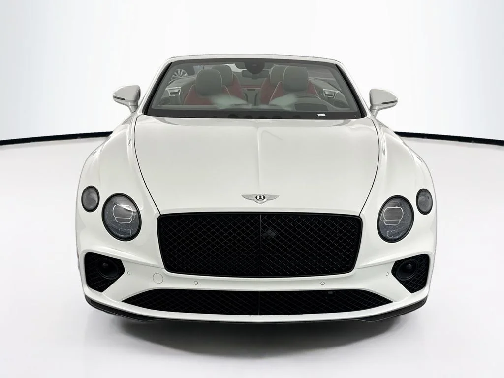 Used 2022  Bentley Speed image 2