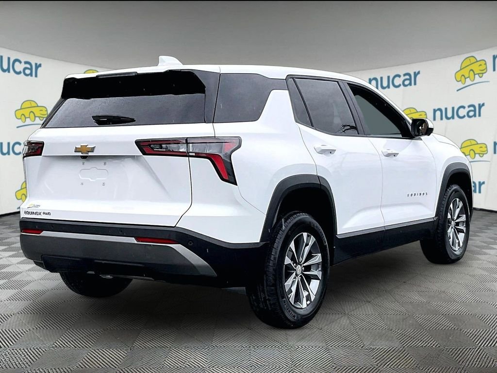 Used 2025 White Chevrolet LT image 6