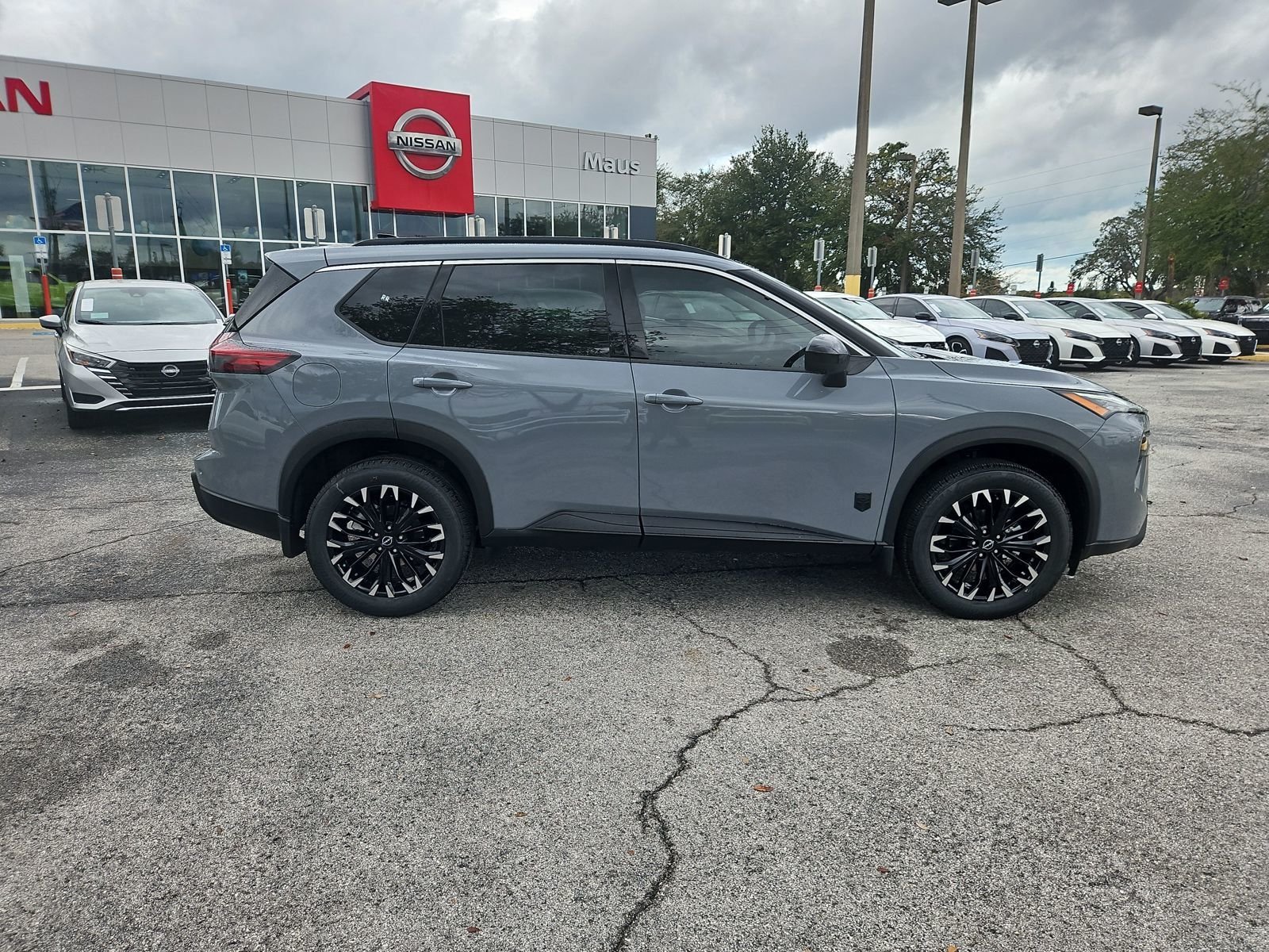 New 2026 Nissan Rogue Dark Armor 4D Sport Utility