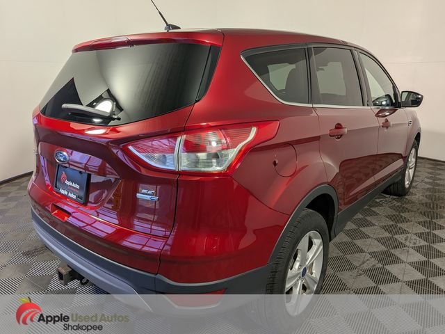 Used 2016 Red Ford SE image 6