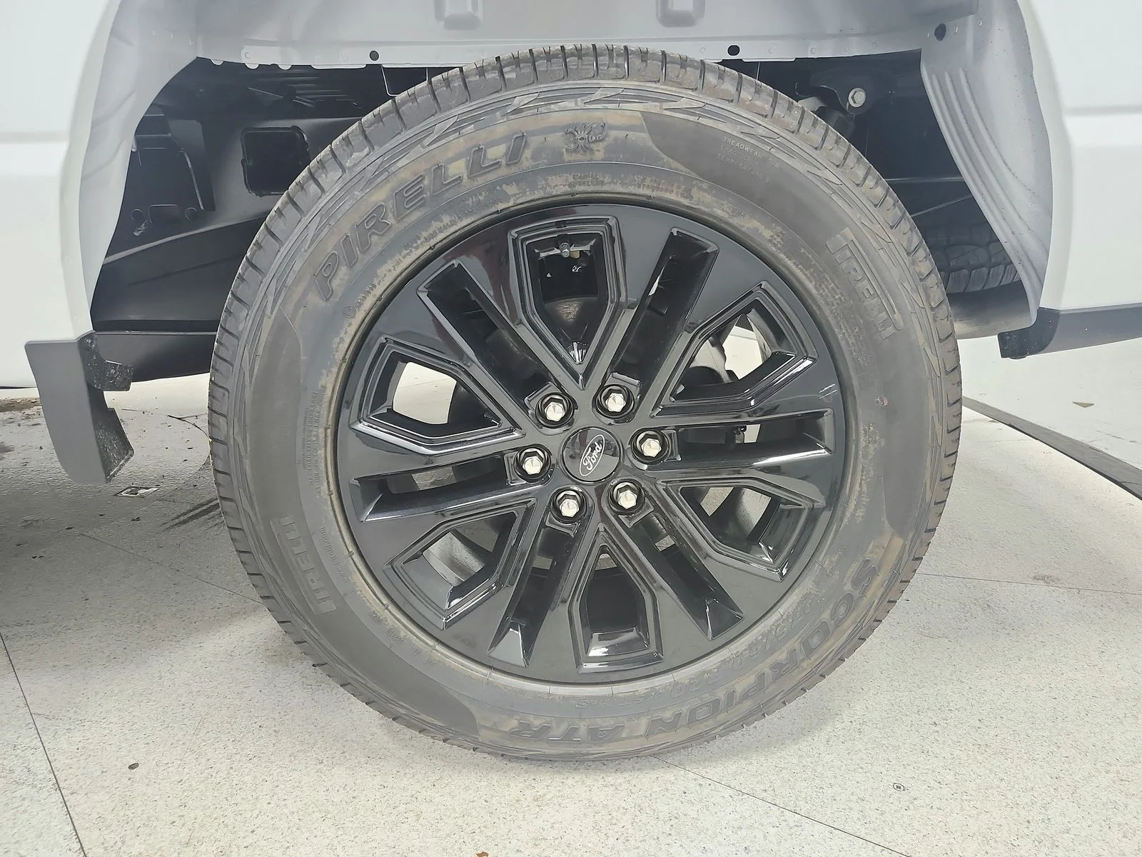 New 2026 Oxford White Ford XLT image 52