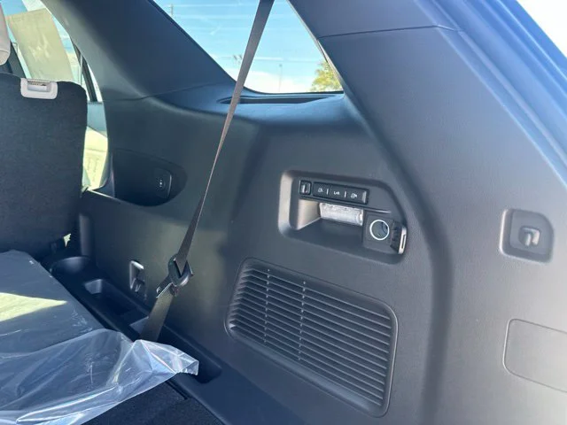 New 2027 Avalanche Gray Ford Platinum™ image 22