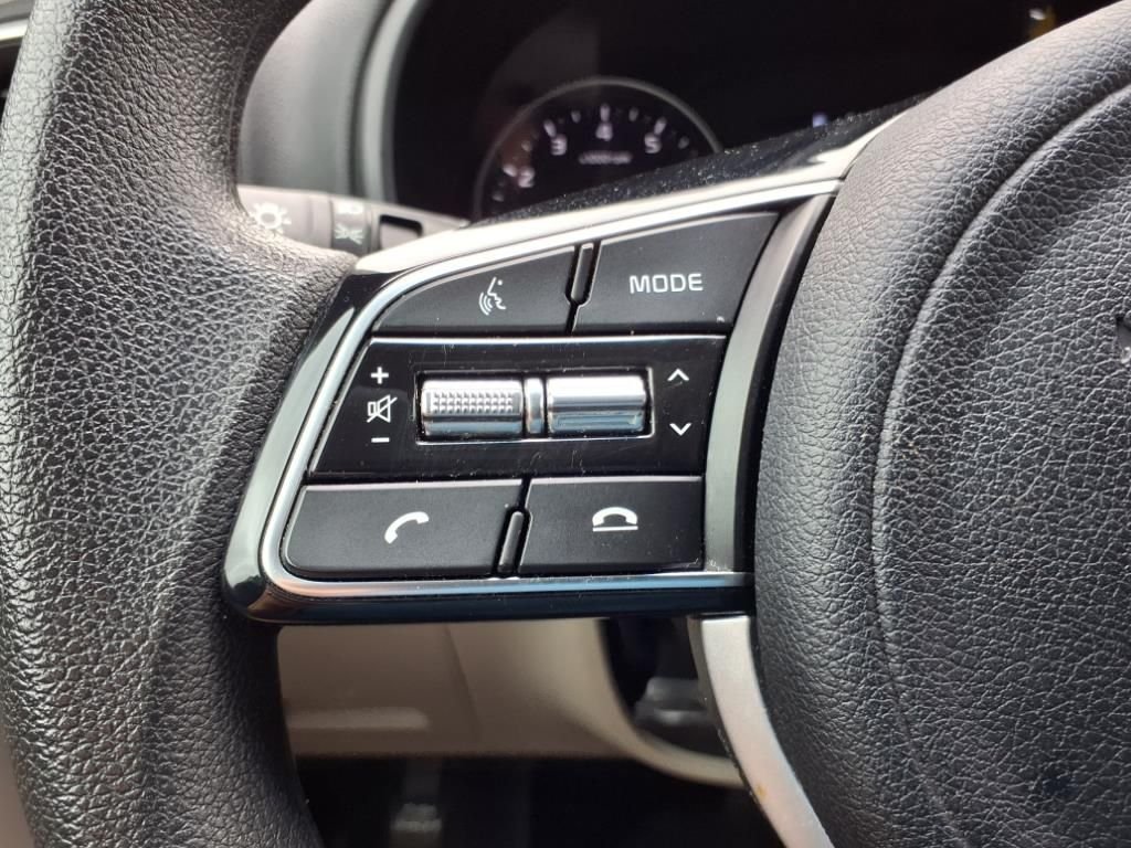 2022 Kia Sportage LX - Photo 17