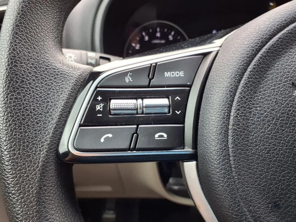 2022 Kia Sportage LX - Photo 17