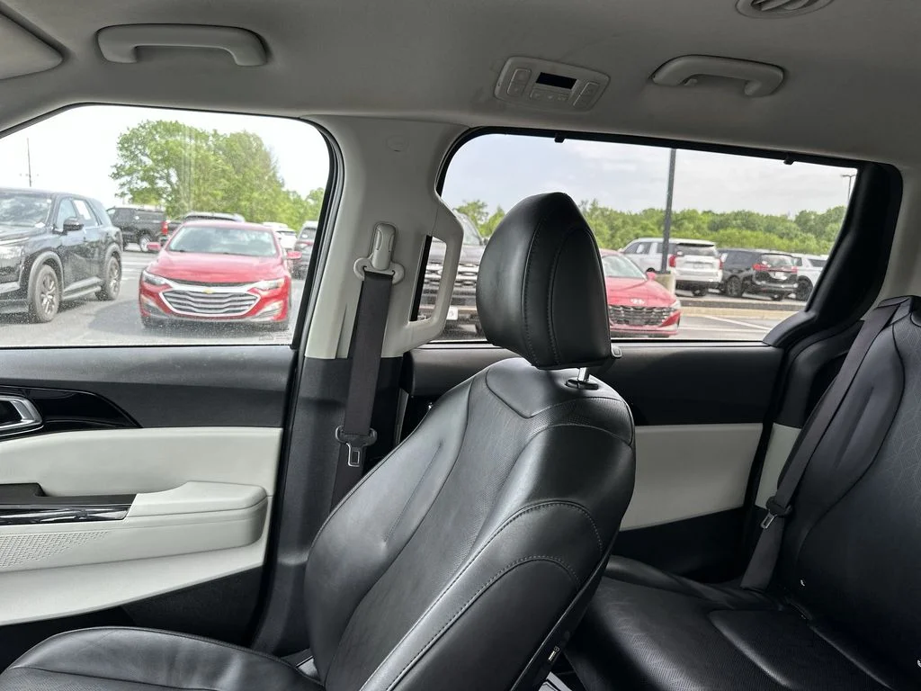 Used 2024 Gray Kia EX image 12