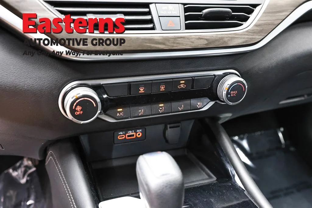 Used 2023 Red Nissan 2.5 SV image 20