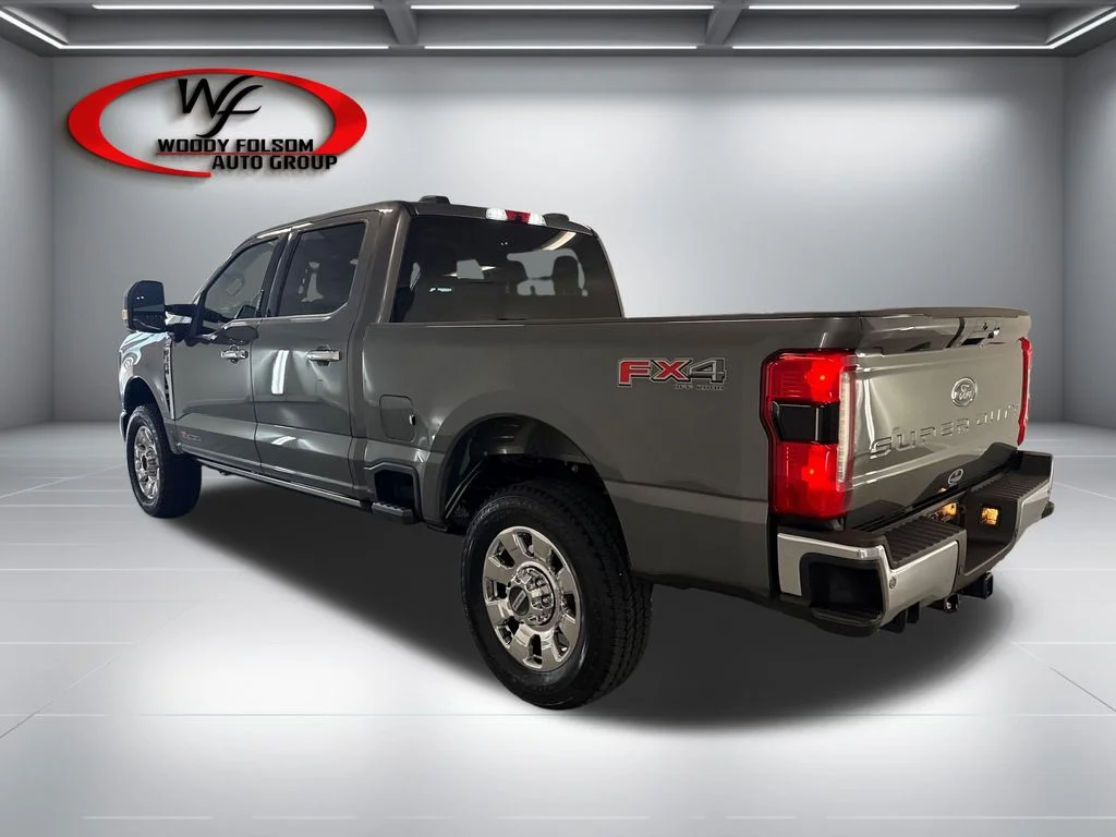 New 2026 Gray Ford Lariat image 8