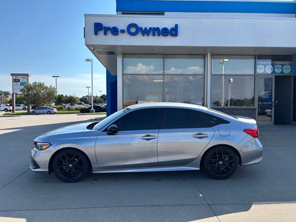 Certified Used 2024 Lunar Silver Metallic Honda Sport image 8