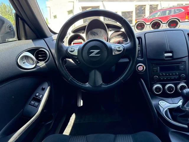 Used 2017 Black Nissan Base image 13