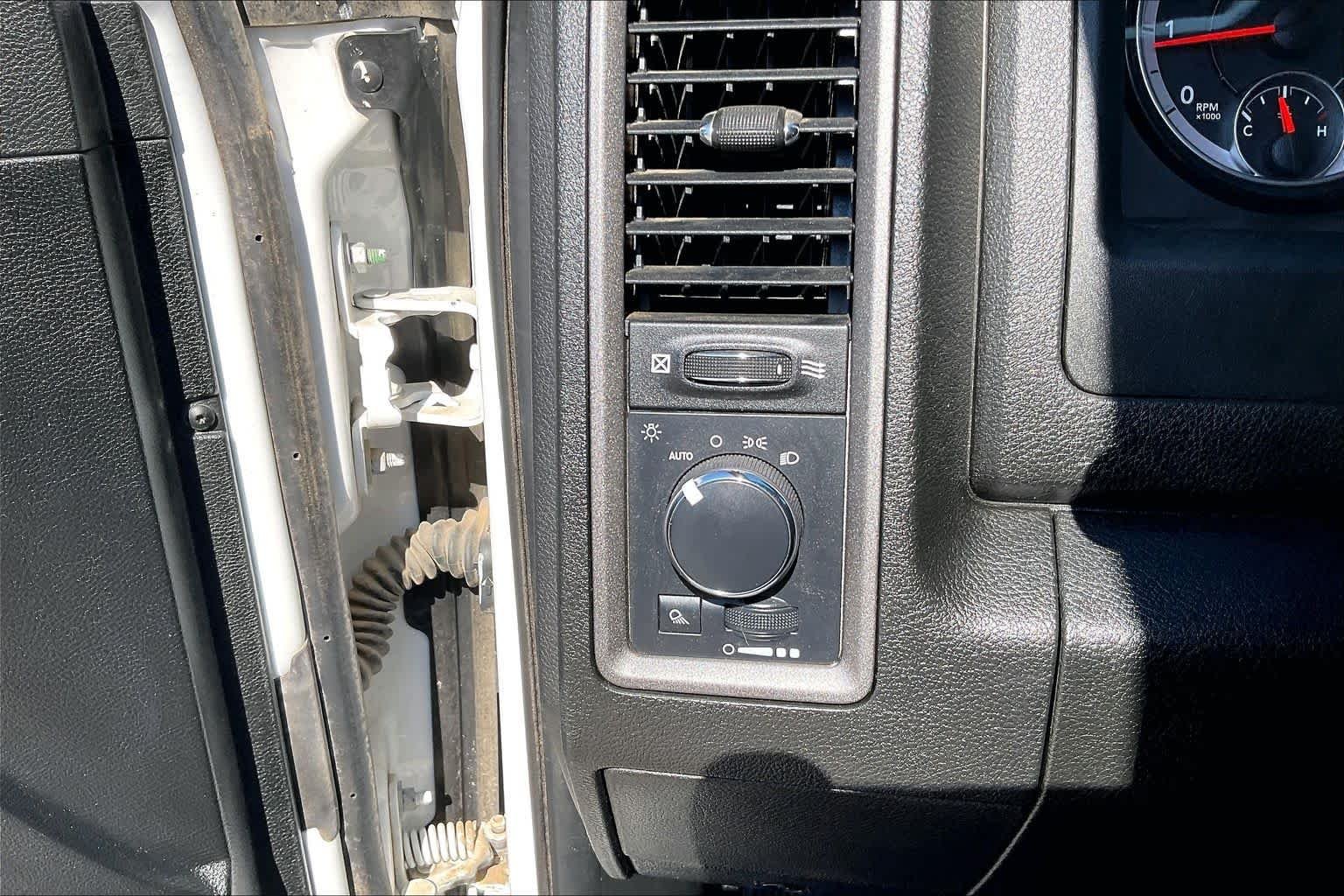 Used 2022 Bright White Clearcoat Ram Tradesman image 33