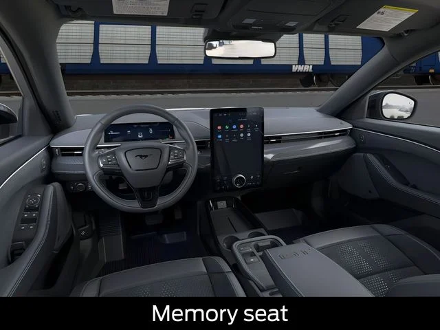 2025 Ford Mustang Mach-E GT - Photo 9