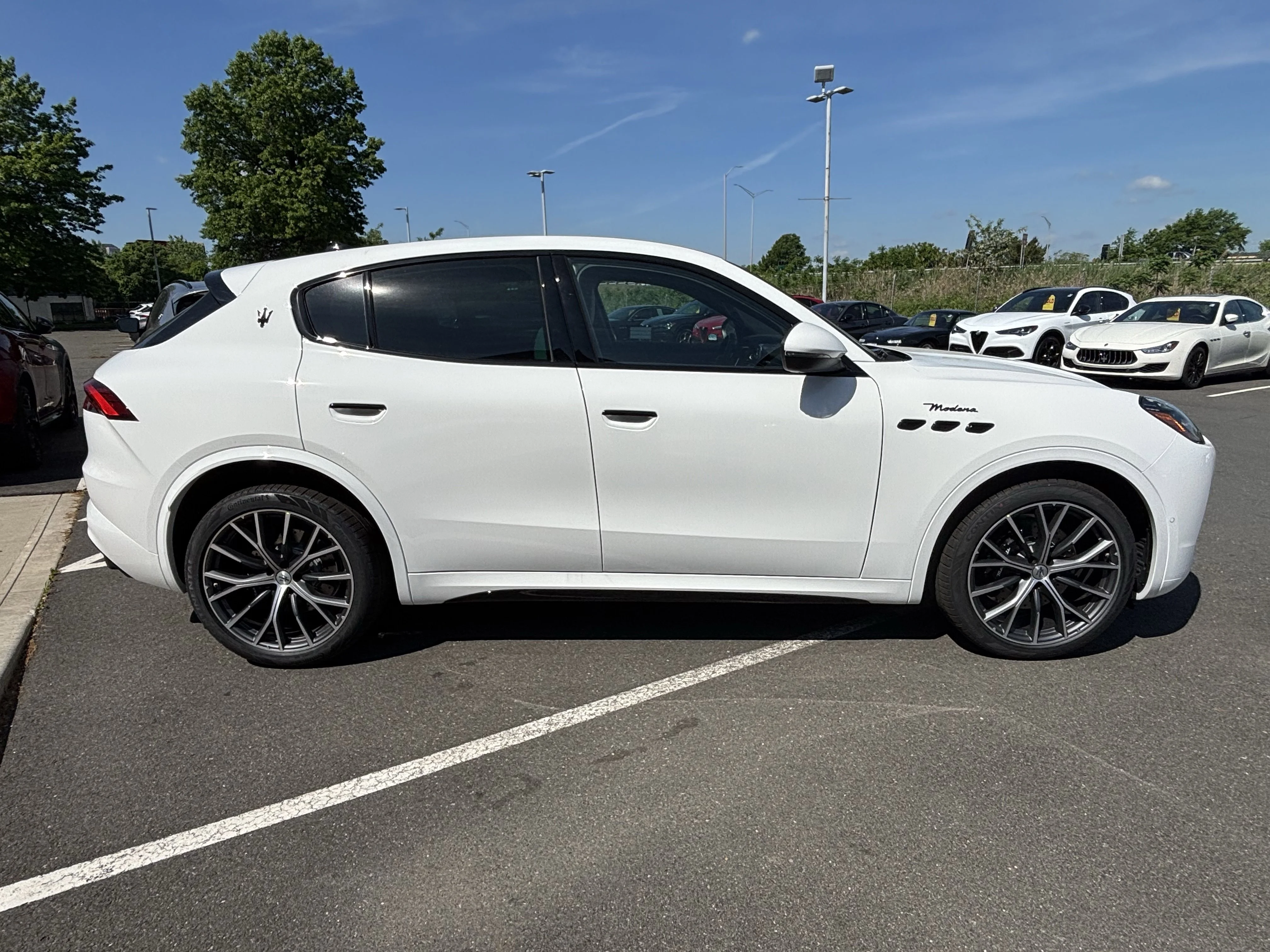 New 2026 BIANCO Maserati Modena image 11