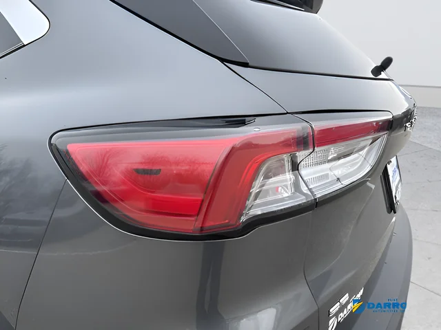Used 2022 Gray Ford SE image 28