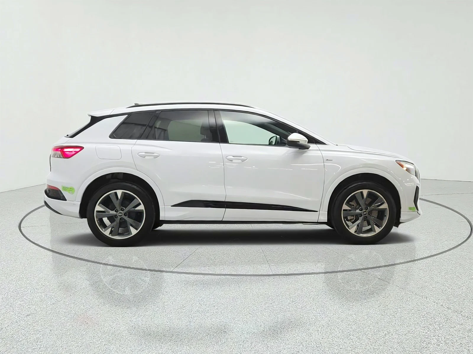 Used 2023 Glacier White Metallic Audi Premium Plus image 4