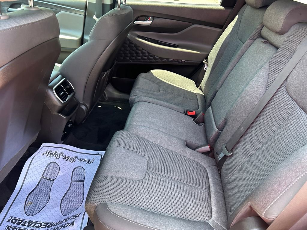 Used 2019 Orange Hyundai SE image 13