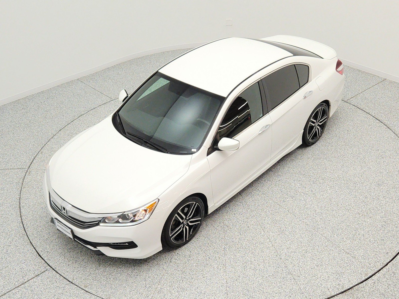 Used 2016 White Orchid Pearl Honda 4dr I4 CVT Sport image 22