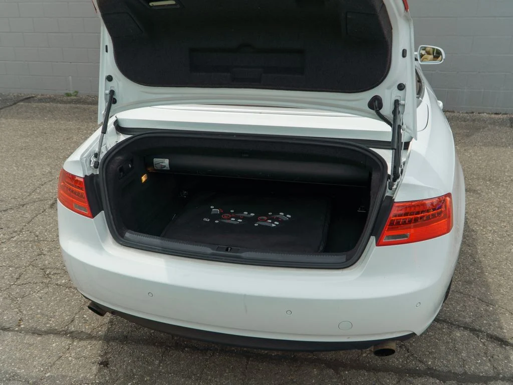 Used 2013  Audi  image 14