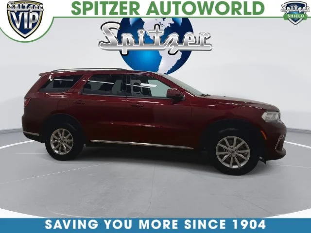 Used 2021 Red Dodge SXT Plus image 3