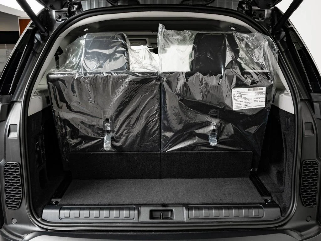 Used 2026 Eiger Gray Metallic Land Rover S image 22