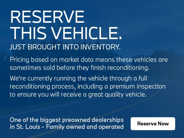 Used 2021 Blue BMW 330i image 3