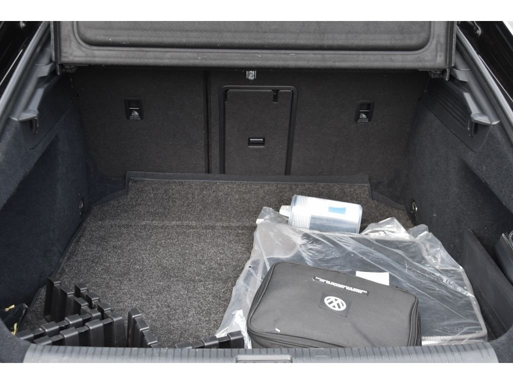 Used 2020 Deep Black Pearl Volkswagen SEL Premium R-Line image 22