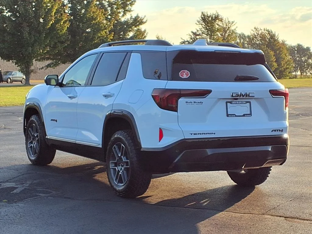 New 2026 Summit White GMC AT4 image 13
