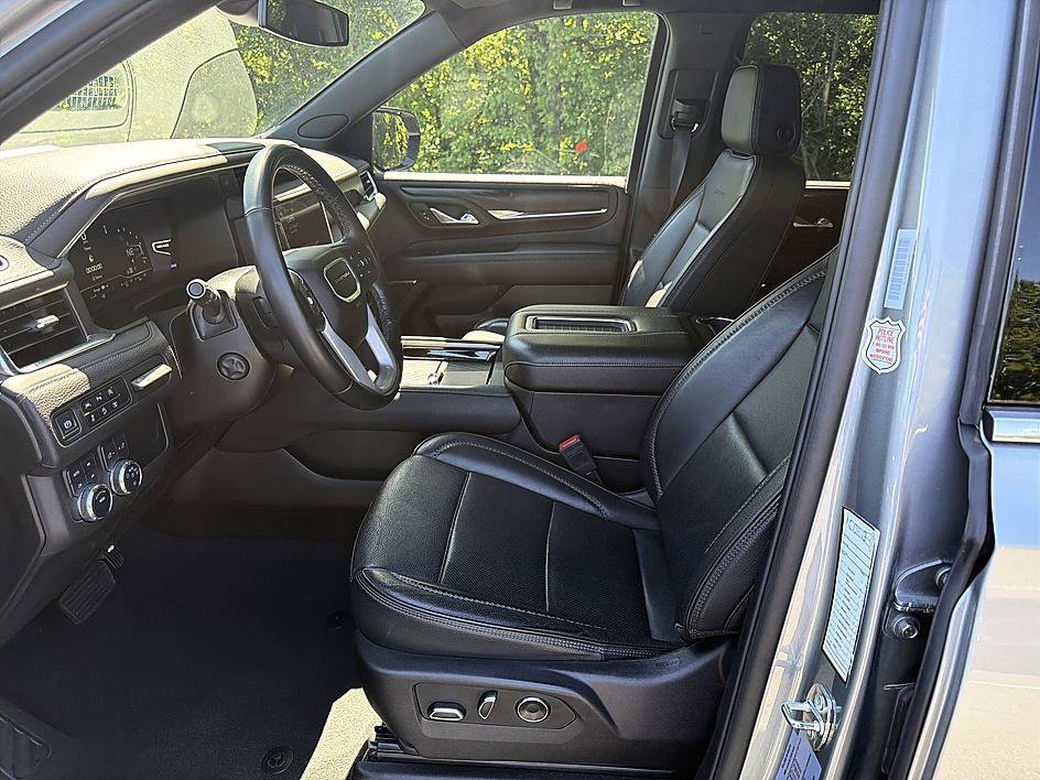 Used 2024 Sterling Metallic GMC Denali image 9
