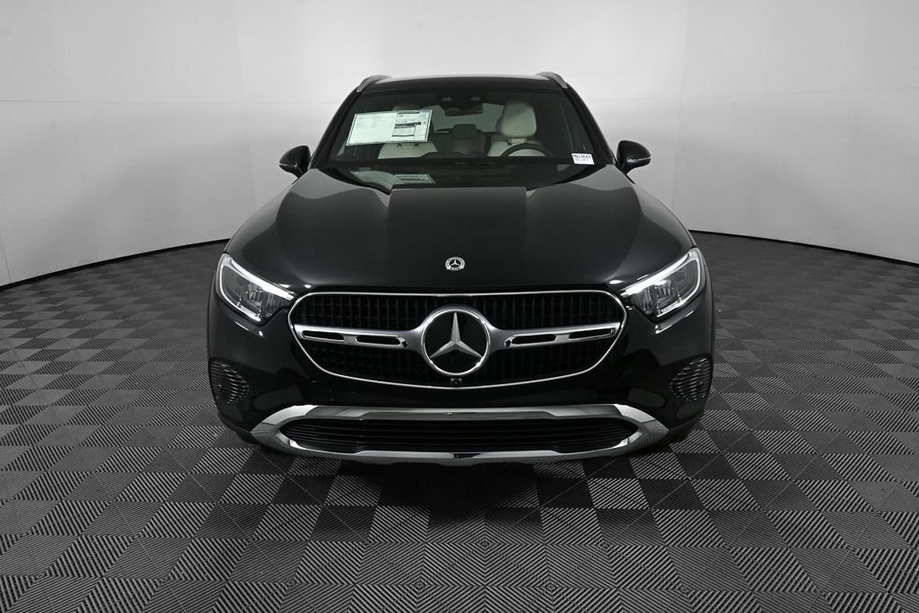 New 2026 Black Mercedes-Benz GLC 300 image 34
