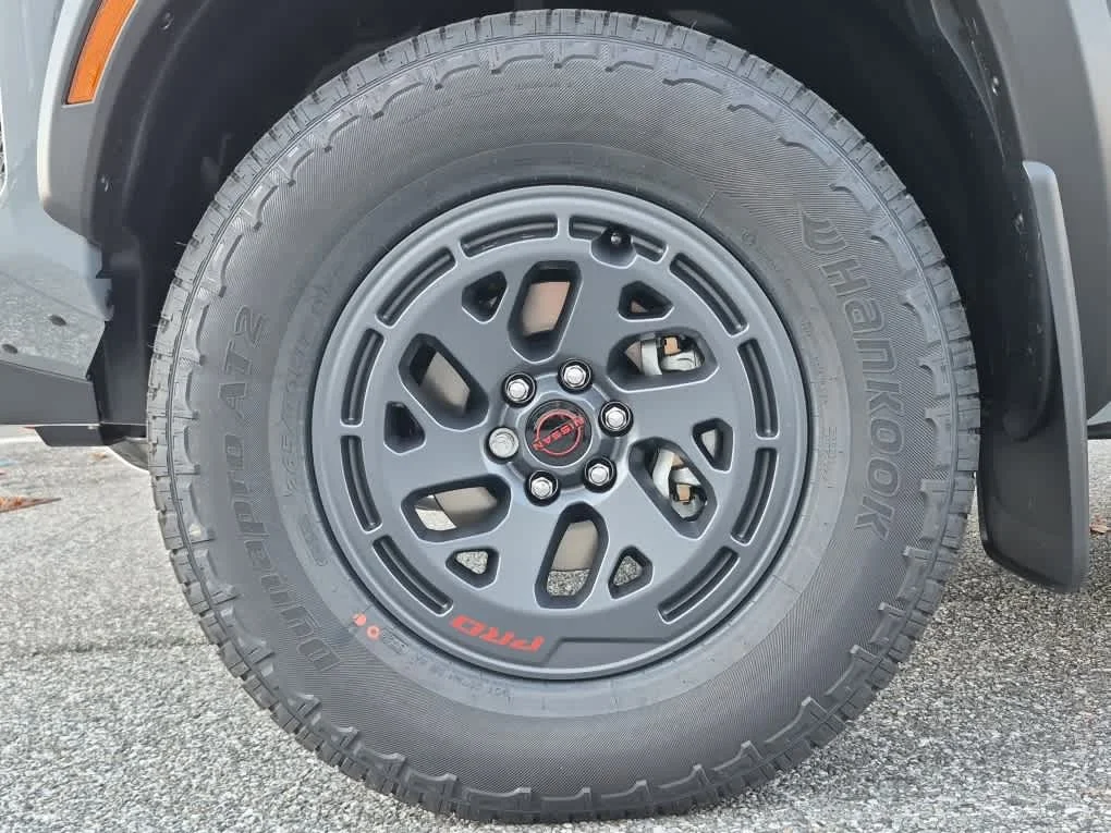 New 2027 GRAY Nissan PRO-4X image 6