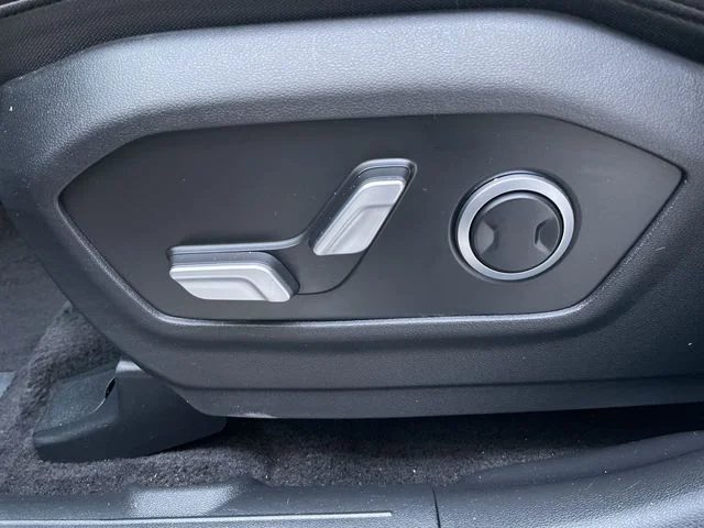 2025 Hyundai Santa Fe SEL - Photo 12