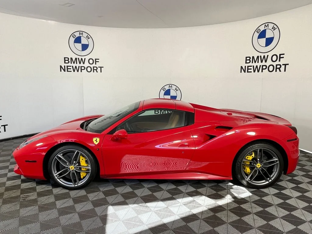 Used 2019 Red Ferrari Base image 20