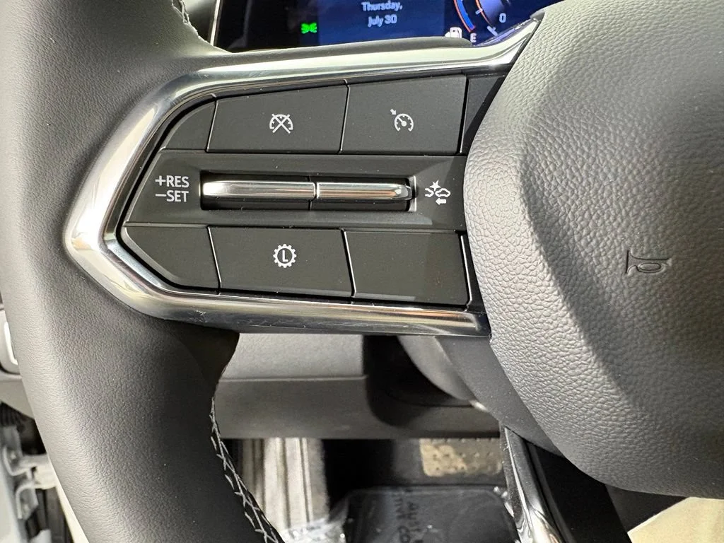 New 2026 Summit White Chevrolet LT image 29