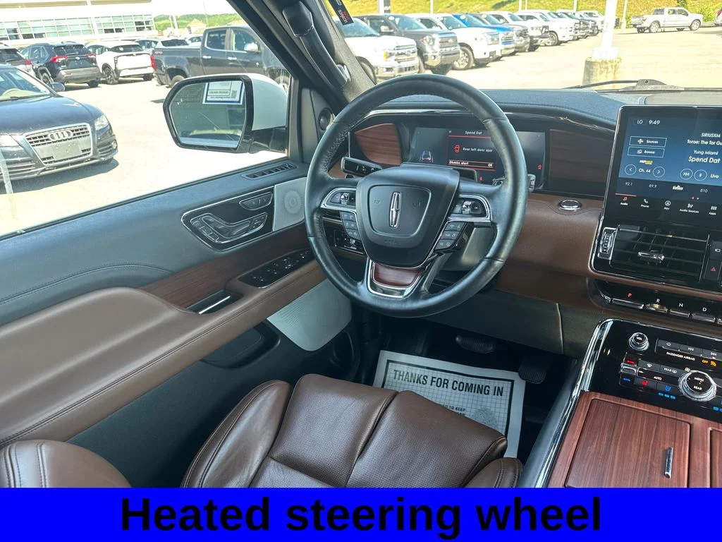 Used 2023 White Metallic Lincoln Reserve image 14