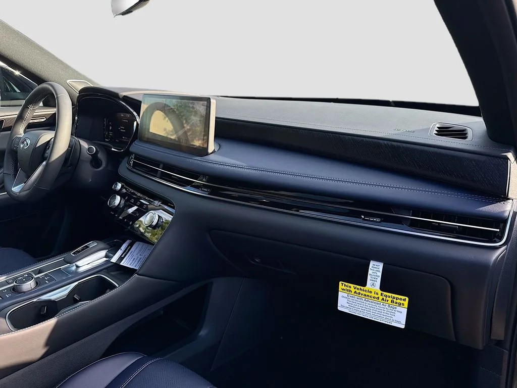 Certified Used 2026 Gray INFINITI SPORT image 33