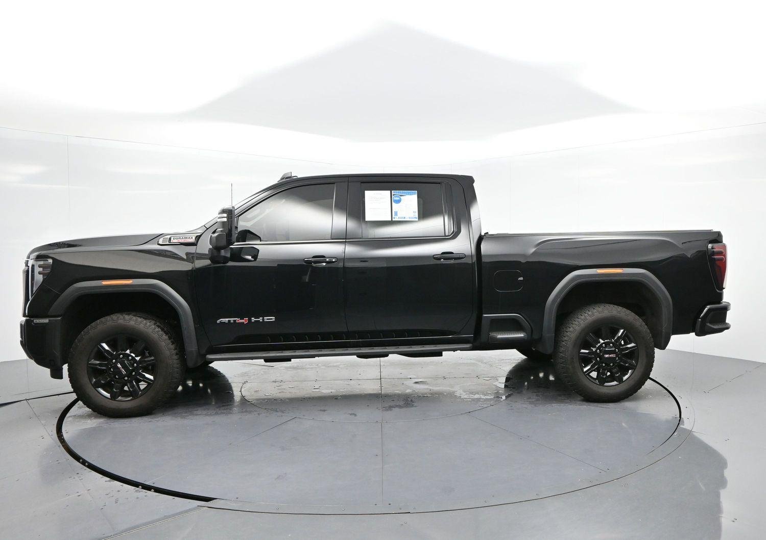Used 2025 Onyx Black GMC AT4 image 4