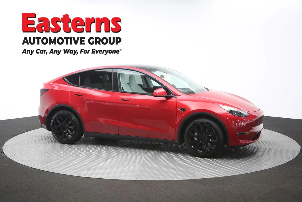 Used 2023 Red Tesla Long Range image 44
