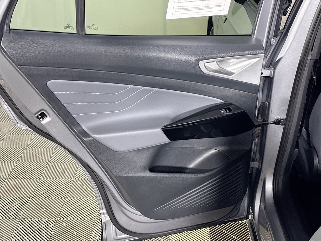 Certified Used 2023 Silver Mist Metallic Volkswagen Pro S image 21