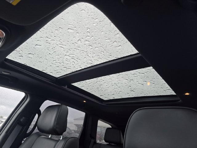 Used 2021 Diamond Black Crystal Pearlcoat Jeep High Altitude image 6