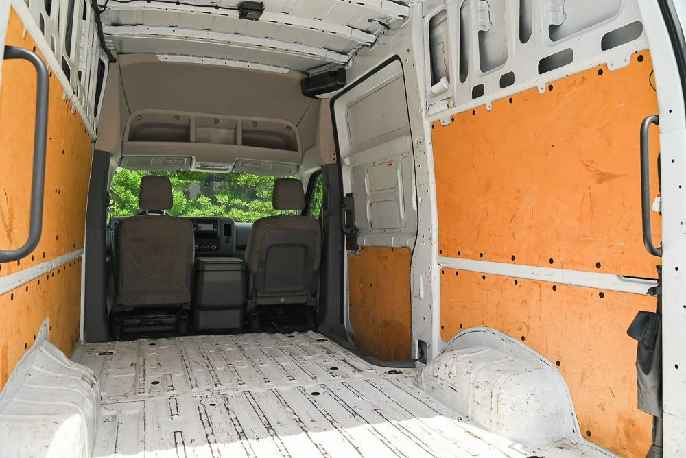 Used 2021 White Nissan SV image 8