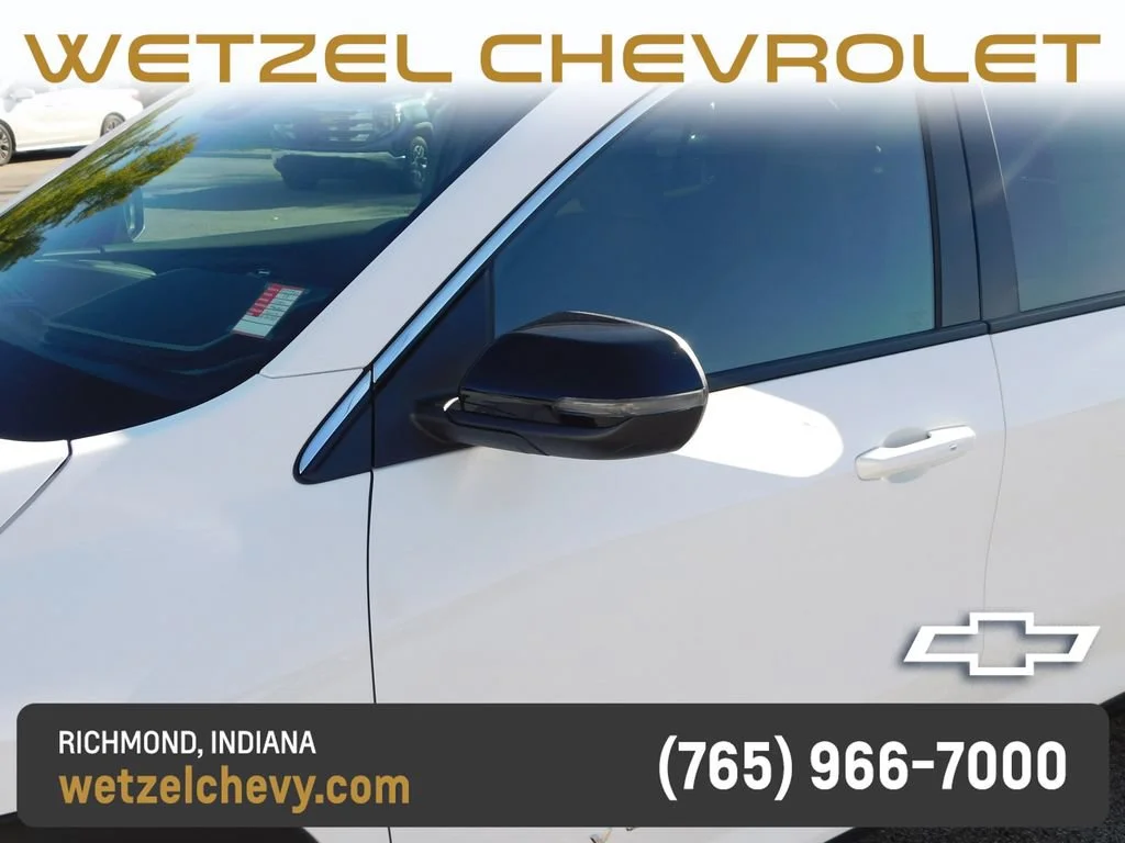New 2027 Summit White Chevrolet LT image 11