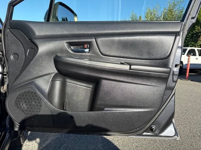 Used 2014 Dark Gray Metallic Subaru Limited image 9